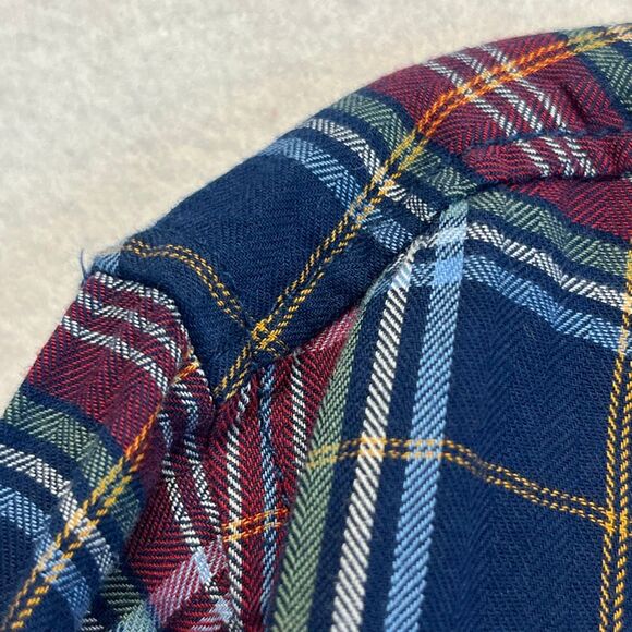 ST. JOHN’S BAY Women’s Classic Shirt XL Navy Tartan Plaid Long Sleeve Cotton NEW - Picture 10 of 15